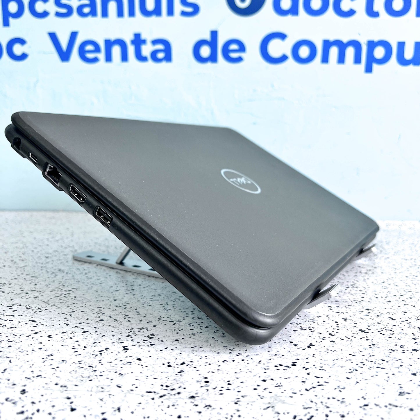 Dell Latitude 3300
