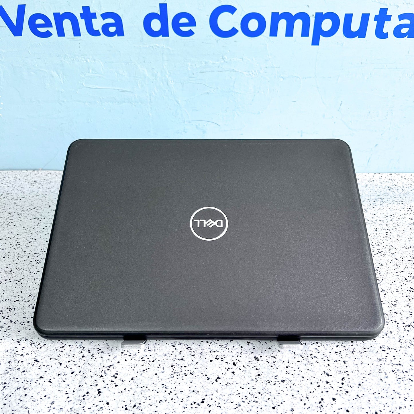 Dell Latitude 3300