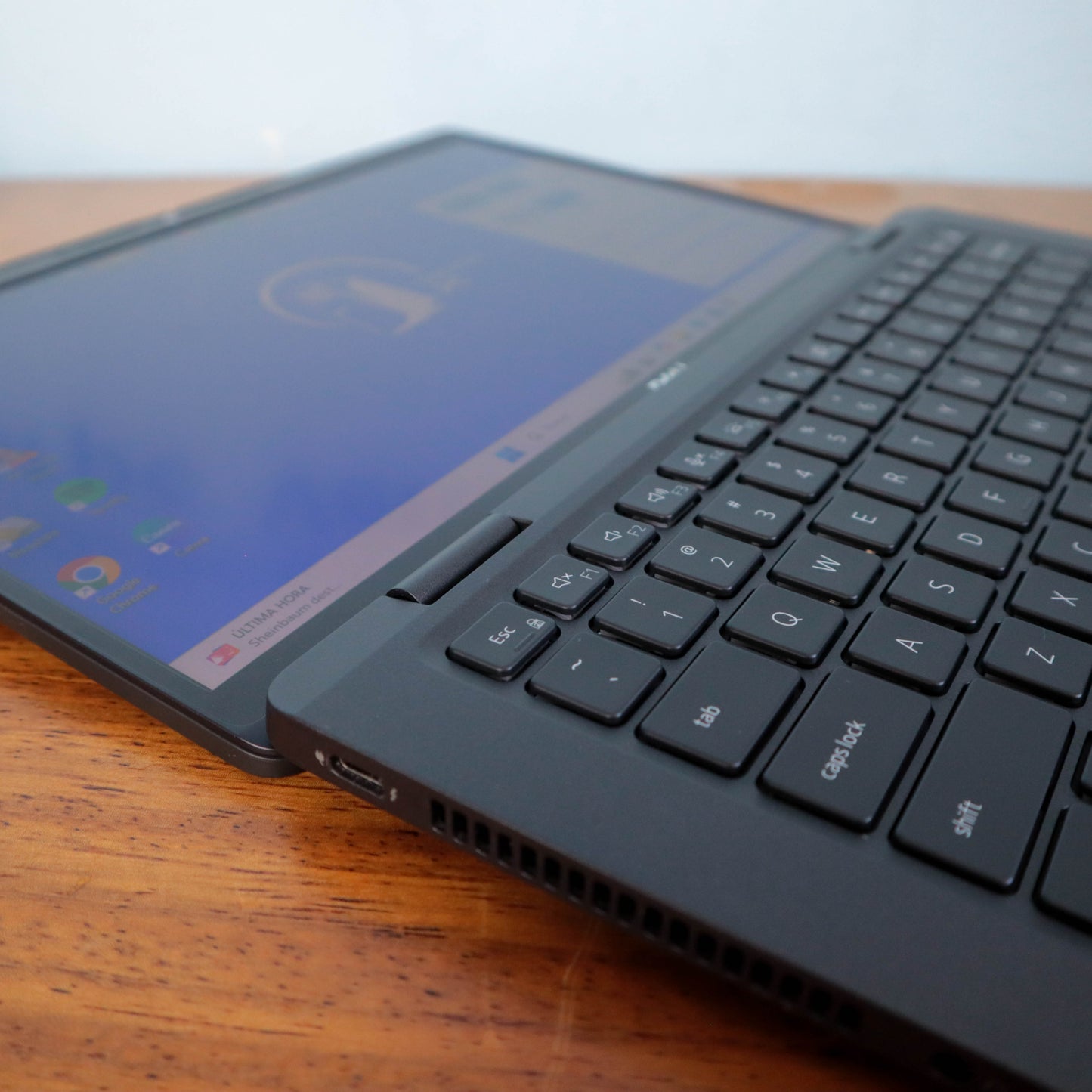 Dell Latitude 7320