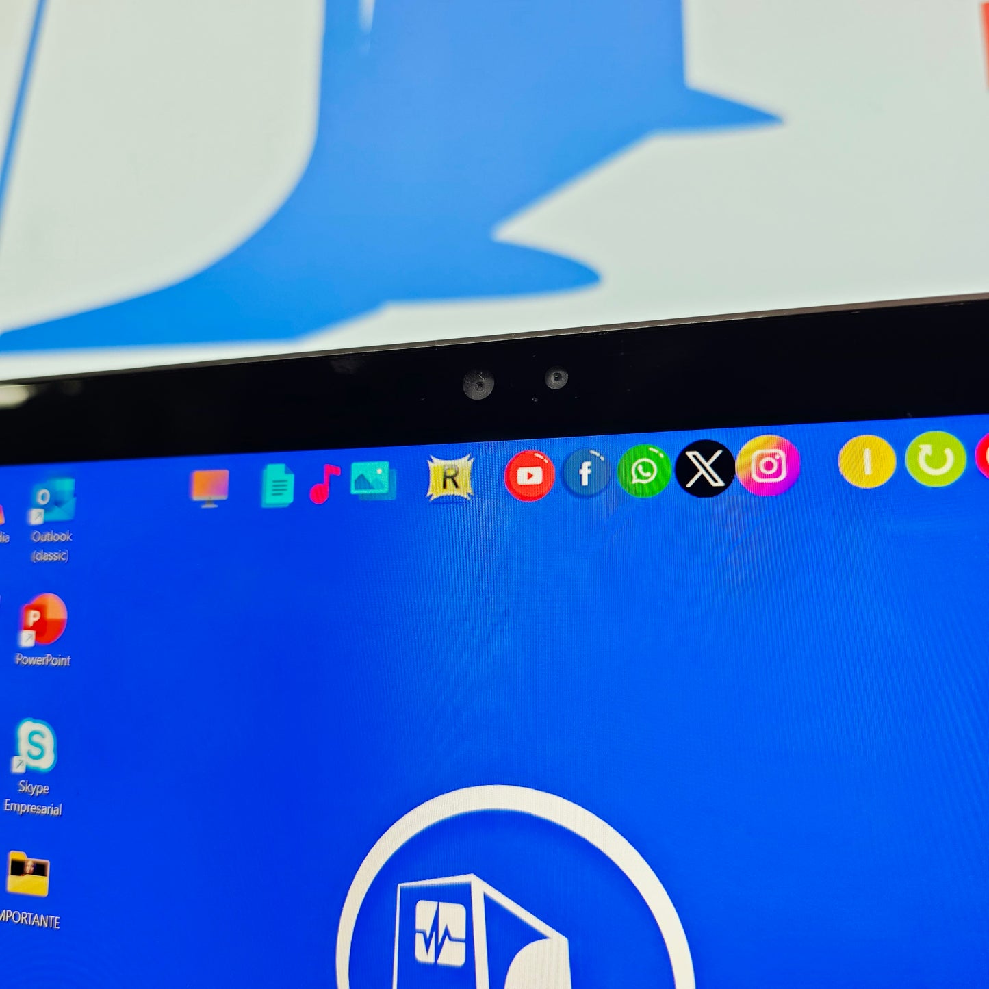 DELL LATITUDE 7210 2 EN 1