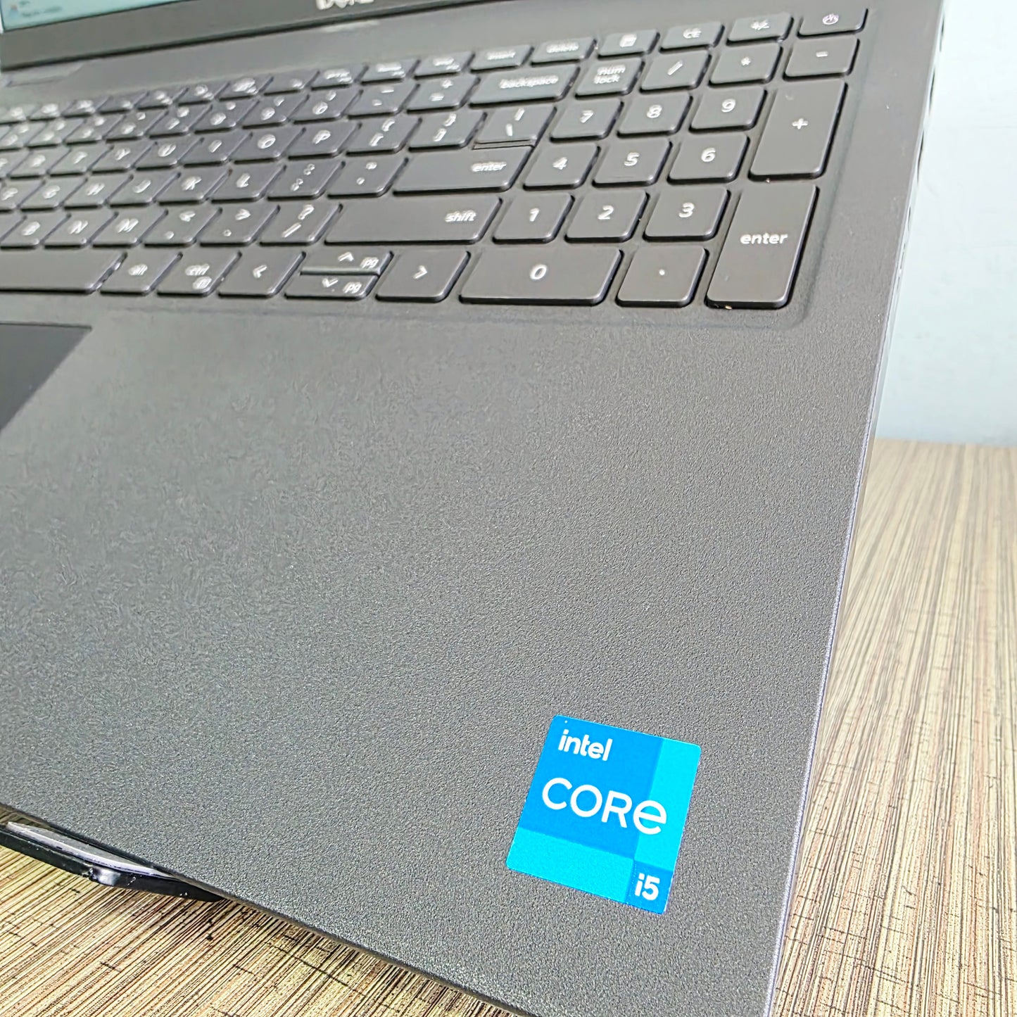 DELL LATITUDE 3520