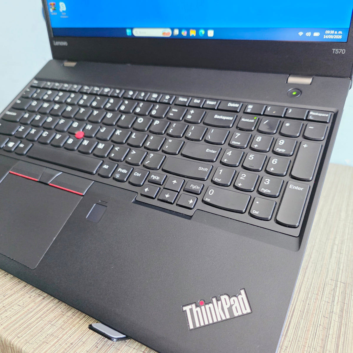 LENOVO THINKPAD T570