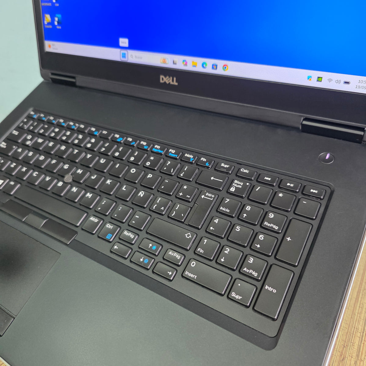 DELL PRECISION 7730