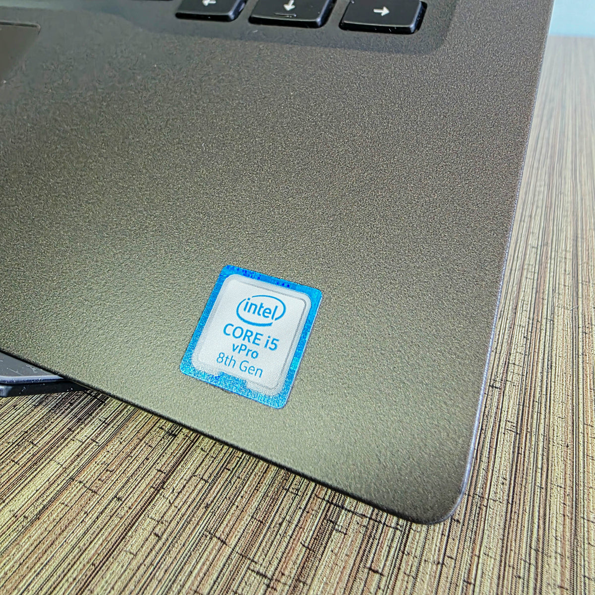 DELL LATITUDE 7400