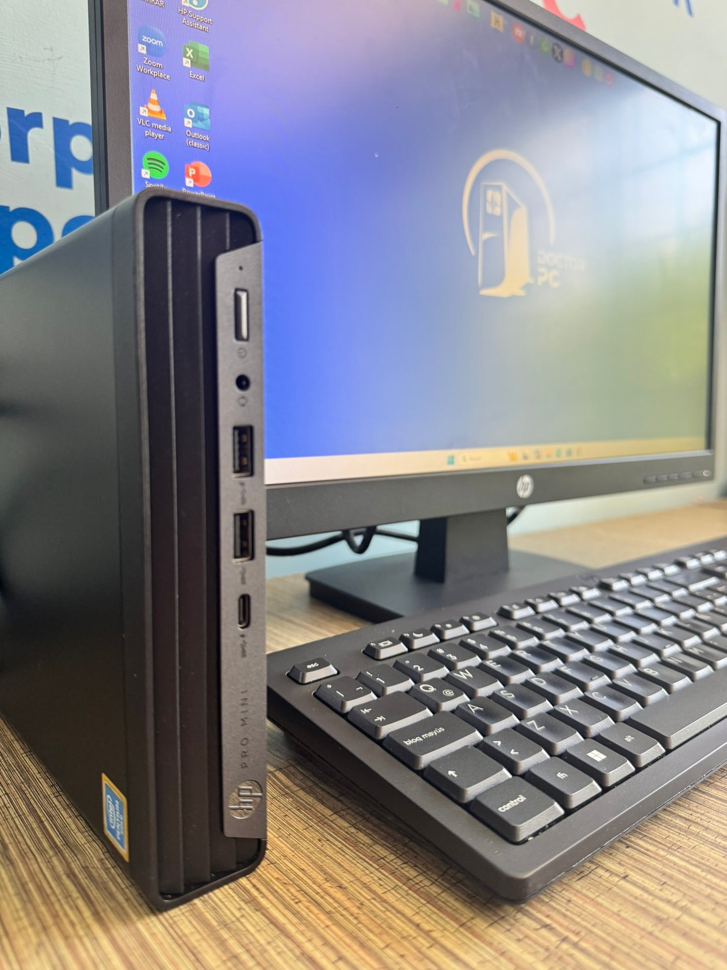 HP PRO MINI 400 G9