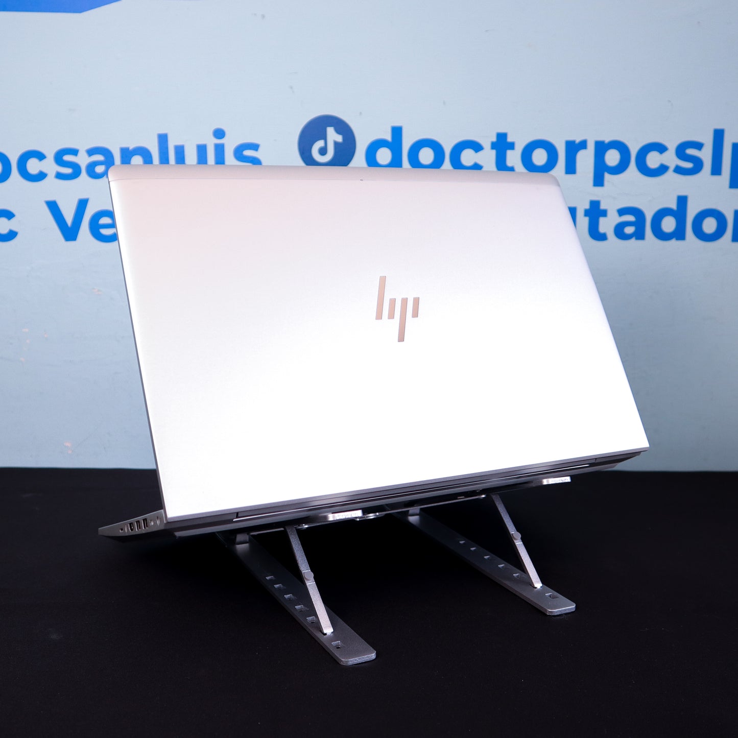 HP Elitebook 640 G9