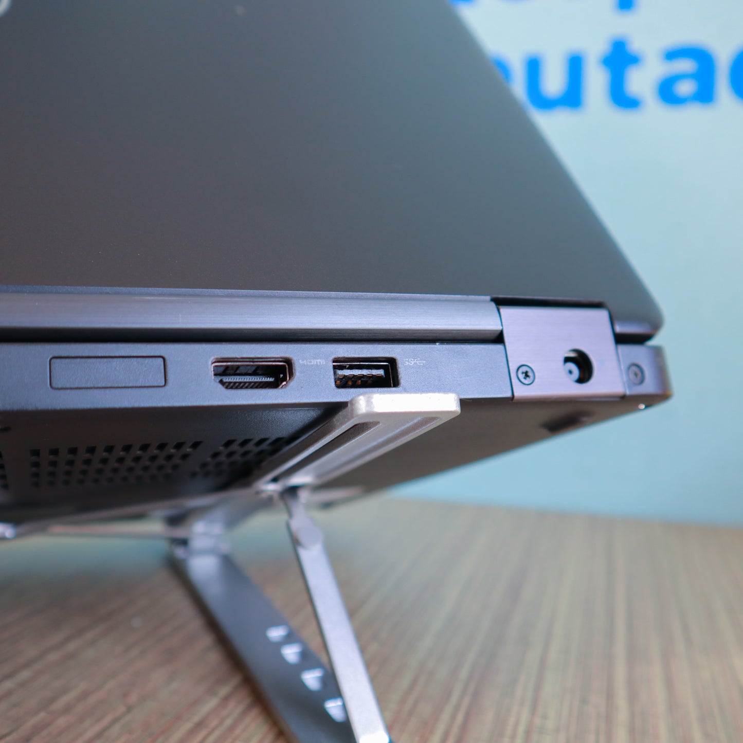 Dell Latitude 5491